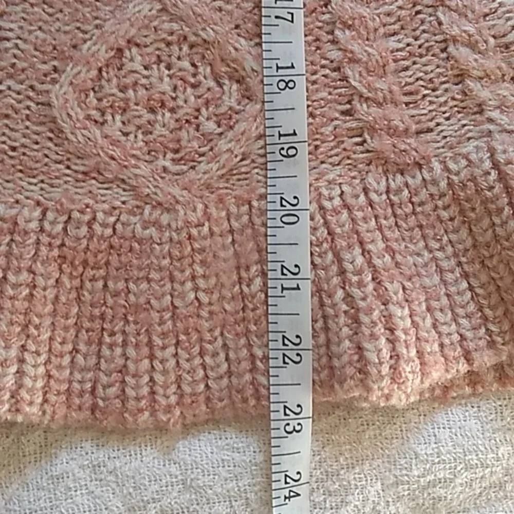 Sweater - Picture 4 of 6